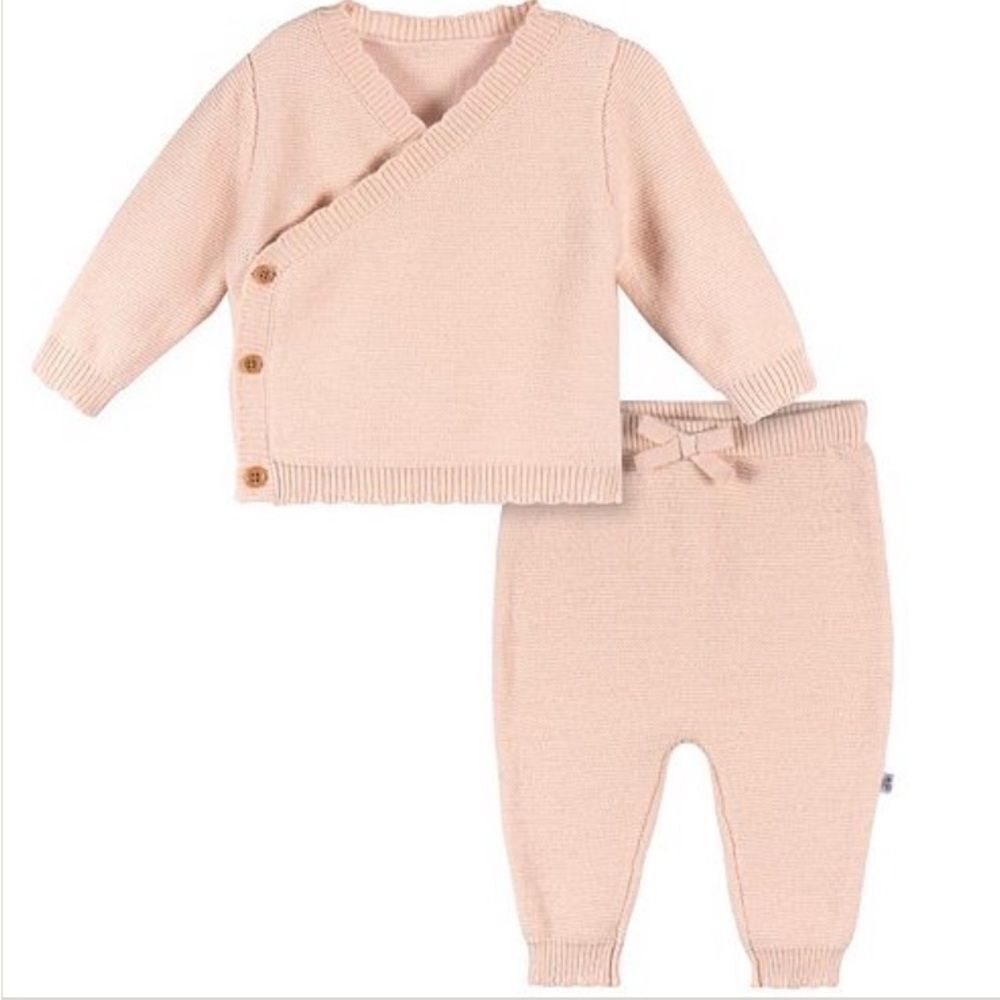 Just Born 2piece Knit Sweater and Bottom Set Pink 3-6 months NWT IN PACKAGE